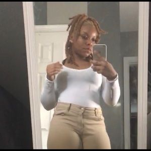 Meet your Posher, Amari